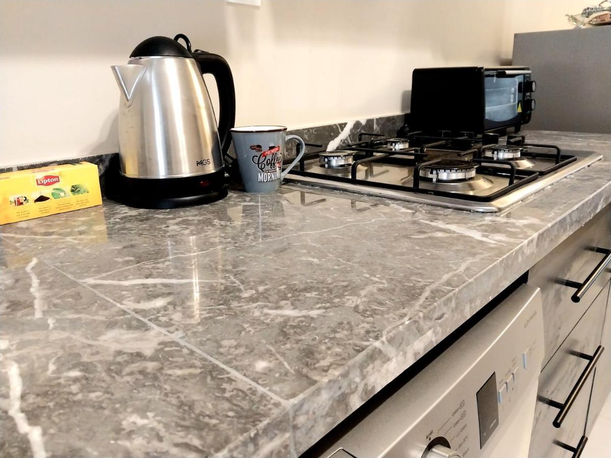 Cosy Appartement Proche De L'Aeroport Mohamed 5 Deroua Eksteriør billede